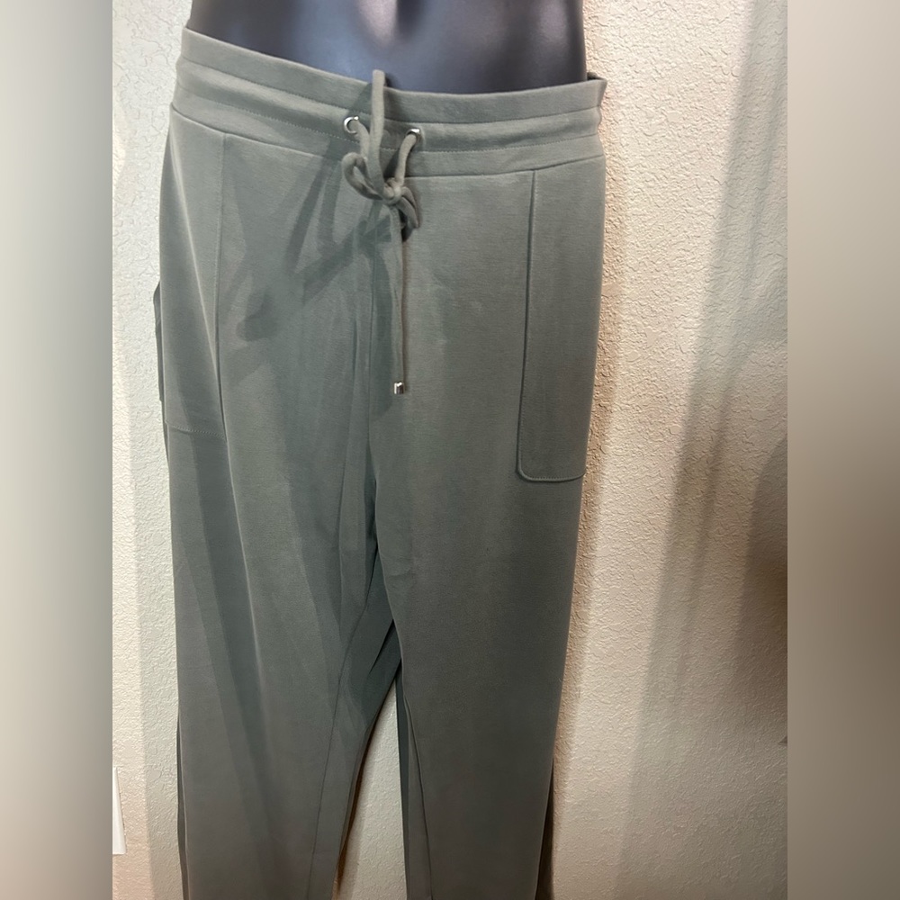 Zenergy by Chico’s Sandwashed Tapered Pants